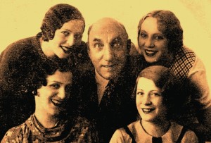 1933 Tanase si vedetele sale Lisette Verea Lulu Savu Lizica Petrescu Mia Steriade