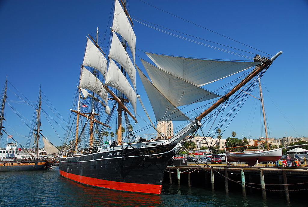 1024px-STARofIndia(c)Ted_Rufus_Ross