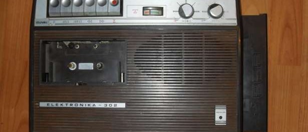 14010005_1_644x461_casetofon-electronika-302-cernavoda