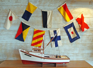 HS_SL40_3_6_nautical flags_on_a_line_lg