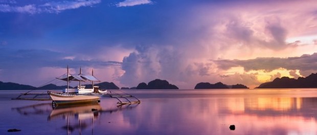 56549ccf659c4b487486554e_palawan-philippines-sunset-cr-alamy
