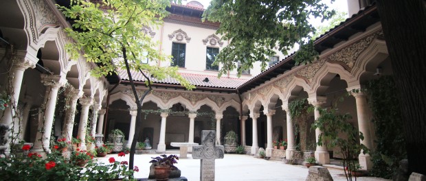 Casă_parohială_și_lapidarium_(Stavropoleos)