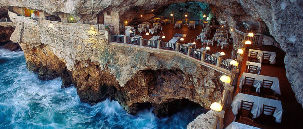italian-cave-restaurant-grotta-palazzese-polignano-mare-31