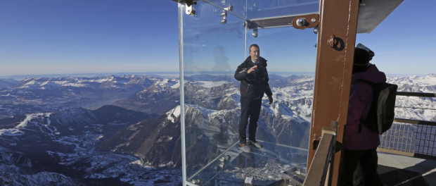 APTOPIX France Panoramic Drop