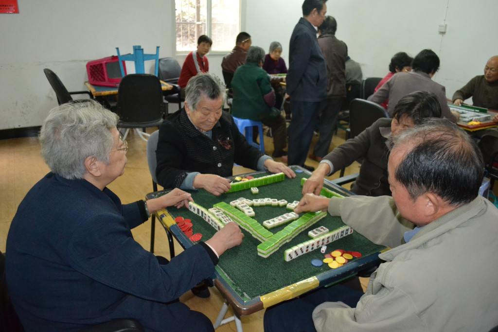 nanjing_amity-foundation-care-centre-for-elderly_mahjong_6