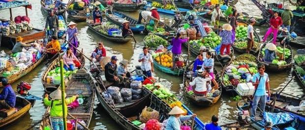vietnam-floating-market-32