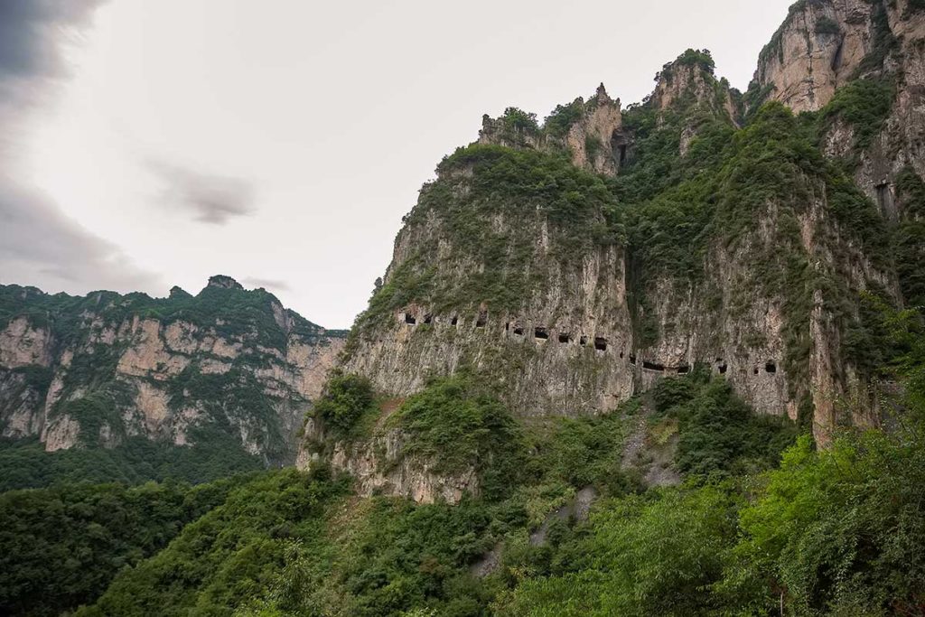 guoliang-tunnel-road-thaihang-mountains-henan-china-2