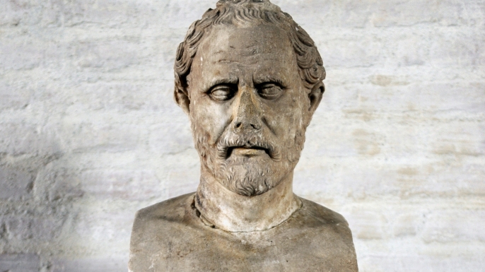 list-8-unusual-work-habits-demosthenes-494582625-E