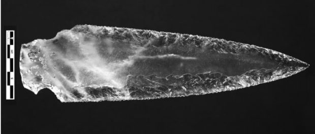 Crystal-weapon-Spain