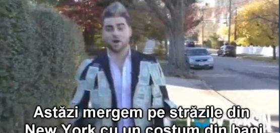 costum din bani