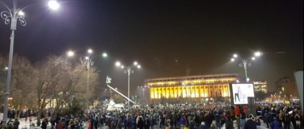 PIATA VICTORIEI 2