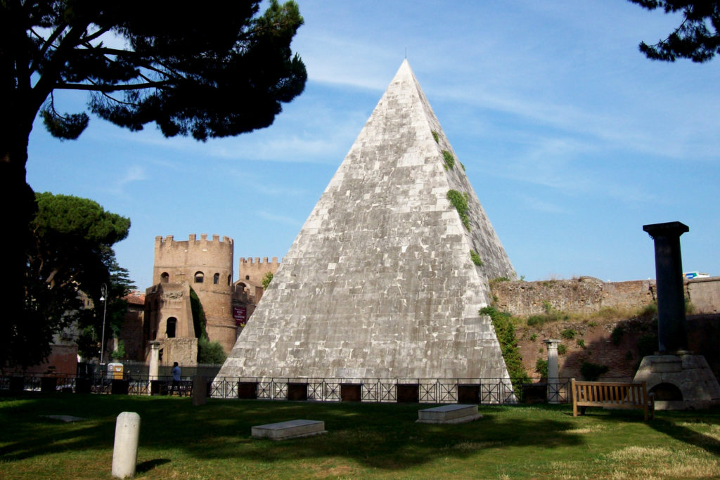 piramida roma 2
