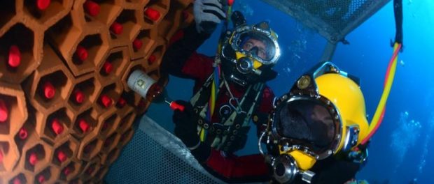 underwater-wine-aging-750x422