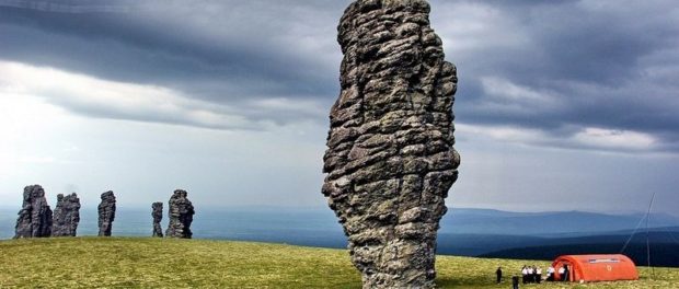 monoliti rusia