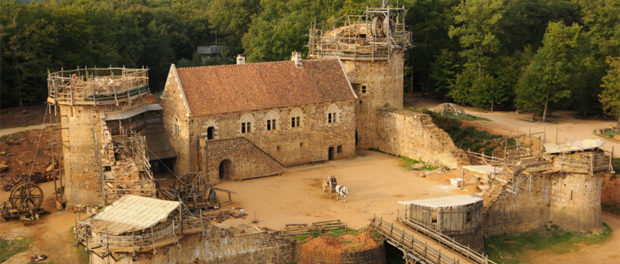 building-13th-century-guedelon-castle-france-1-59c9fe3b04b5b__880