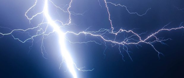 366-lightning-nuclear_1024
