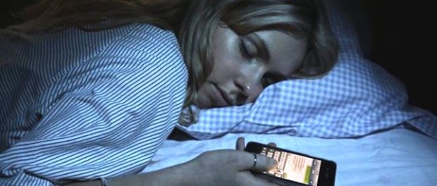 somn cu telefonul