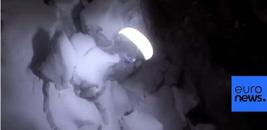 salt cu parasuta