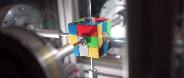 rubikscontraption_1024