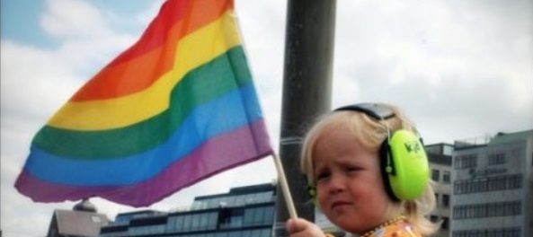educatie homosexuala
