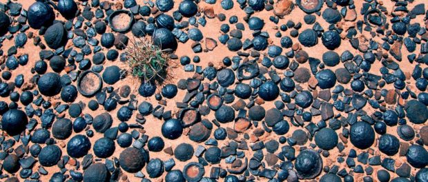 moqui-marbles-1