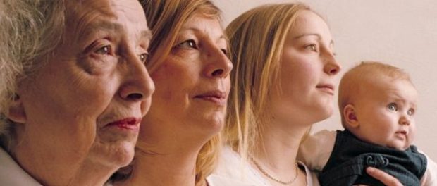 _71435662_m3750096-family-spl