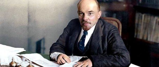 Thereminul-instrumentul-muzical Lenin