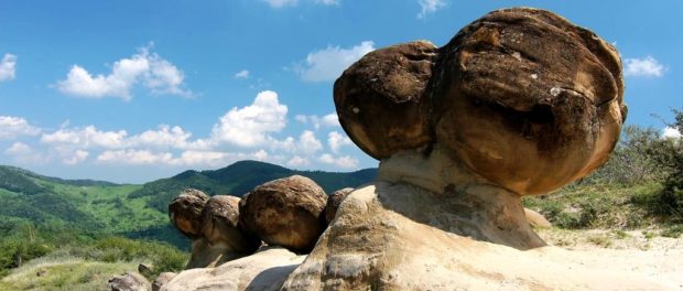 buzau munti pietre