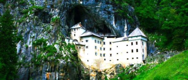 PREDJAMA castel