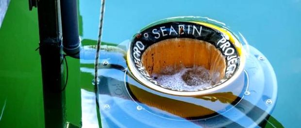 Seabin clean oceans plastic desktop