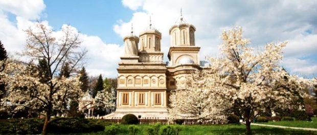 Curtea-de-Arges-Rom