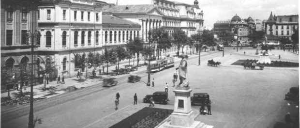 piața universității
