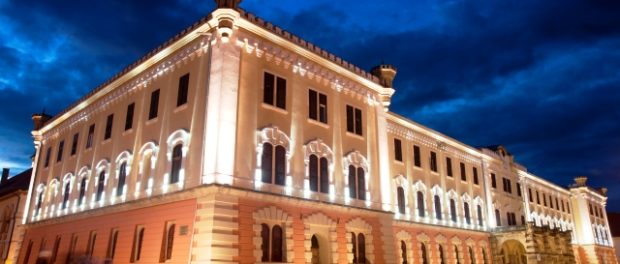 Alba_Iulia_-_Muzeul_Unirii