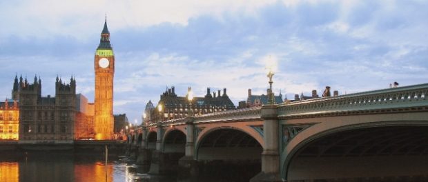 Lambeth,_London,_UK_-_panoramio_(1)