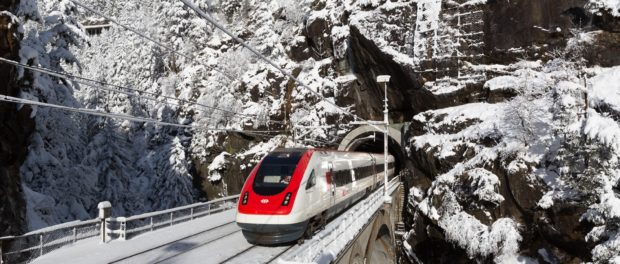 Cel mai lung tunel feroviar din lume