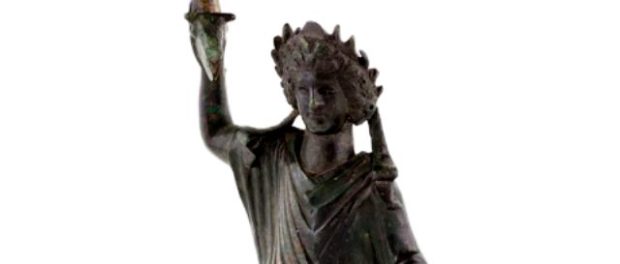 Divinitate